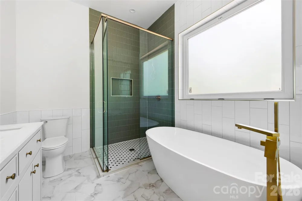 23 Early Spring Way Leicester, NC 28748