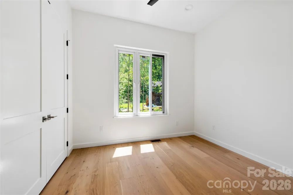 23 Early Spring Way Leicester, NC 28748