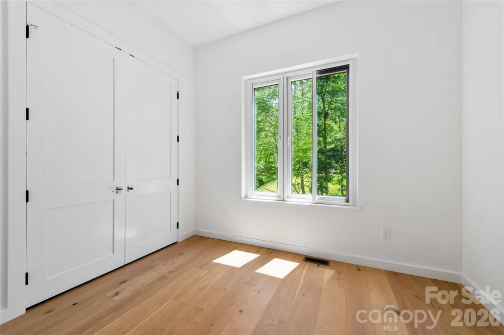 23 Early Spring Way Leicester, NC 28748