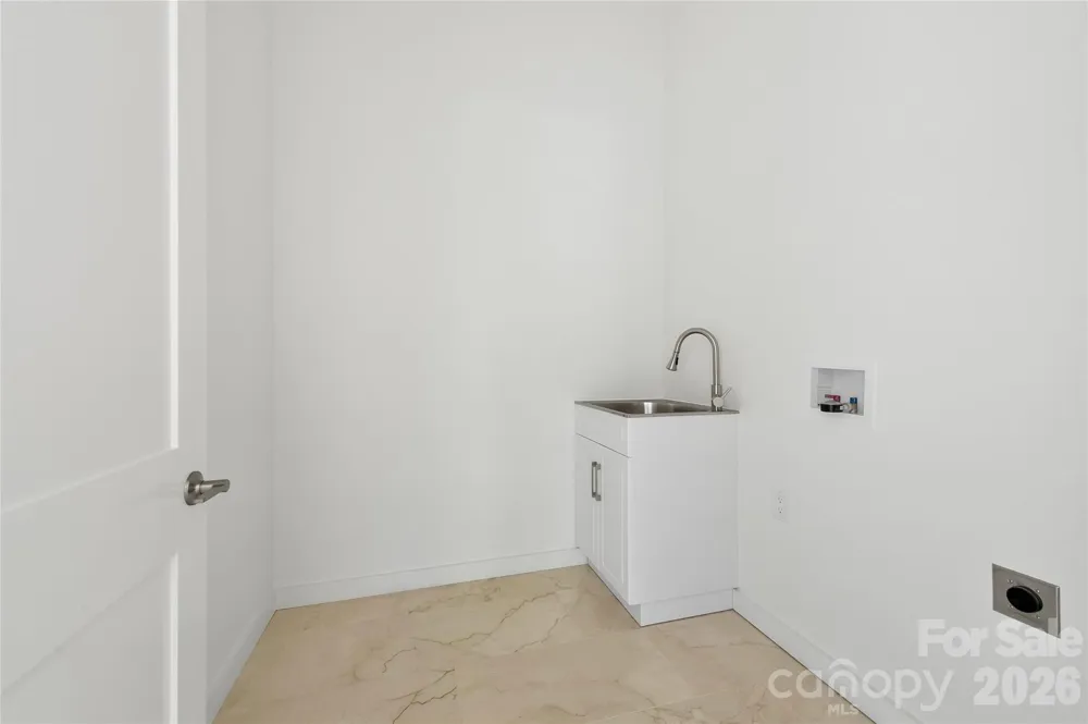 23 Early Spring Way Leicester, NC 28748