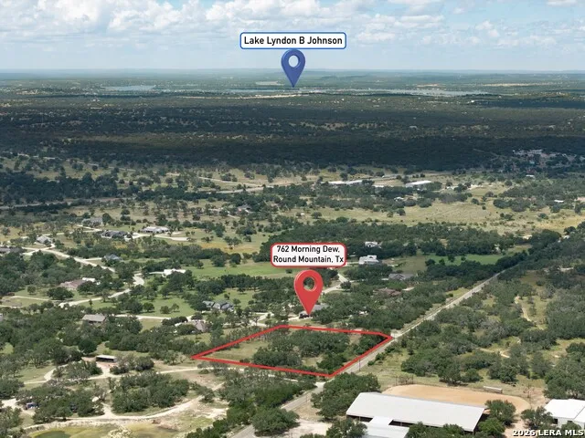 762 MORNING DEW DR Round Mountain, TX 78663
