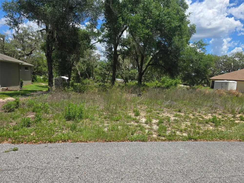5066 WESTLAKE BOULEVARD Dade City, FL 33523