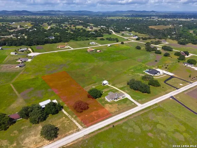 332 Salt Grass Trail Bandera, TX 78003