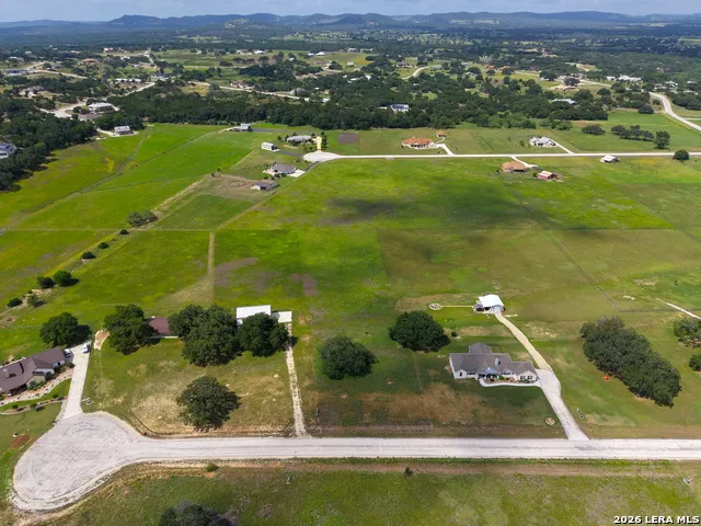 332 Salt Grass Trail Bandera, TX 78003