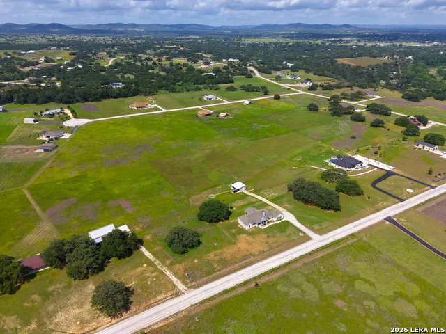 332 Salt Grass Trail Bandera, TX 78003
