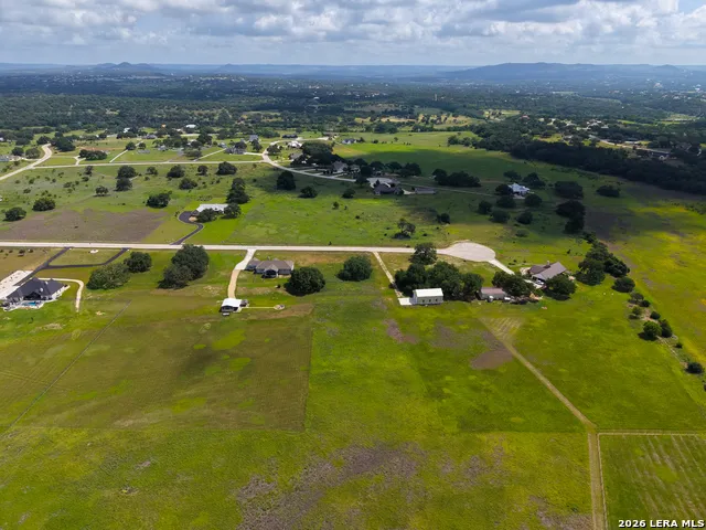 332 Salt Grass Trail Bandera, TX 78003