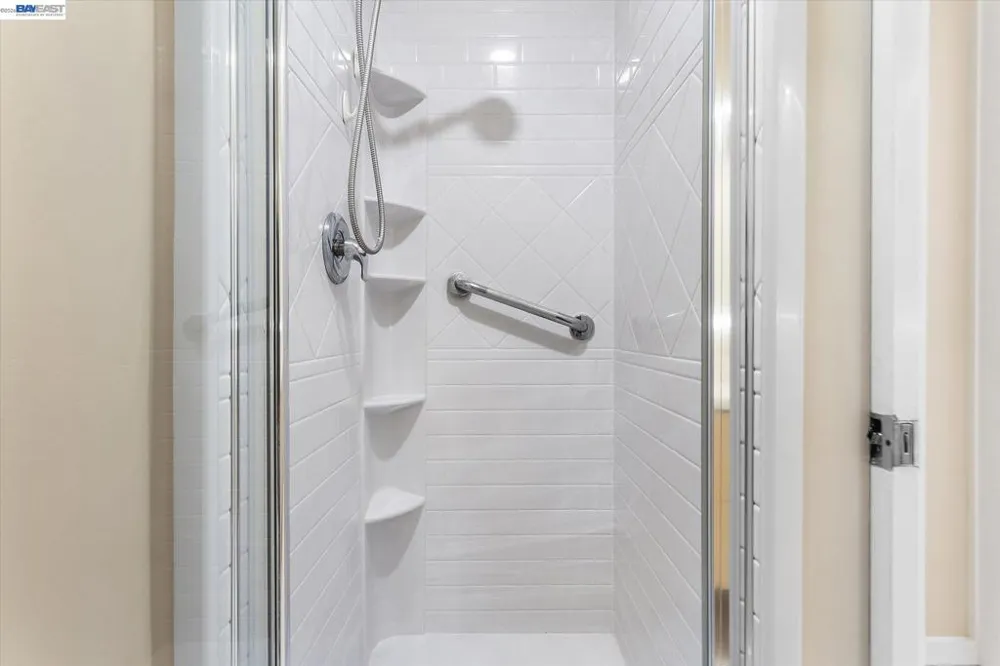 100 south #208 Sausalito, CA 94965