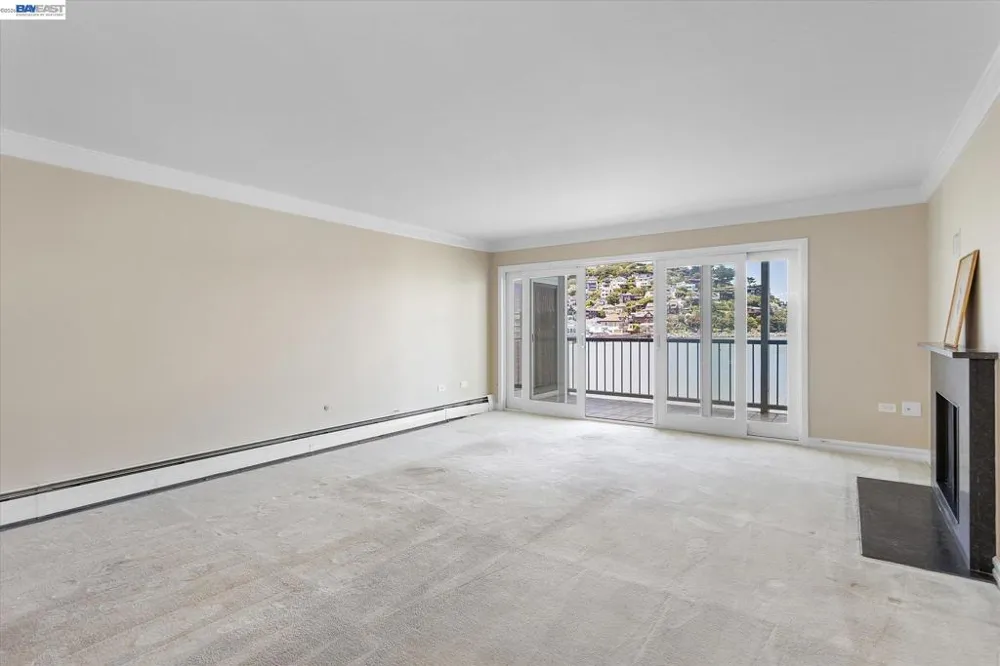 100 south #208 Sausalito, CA 94965