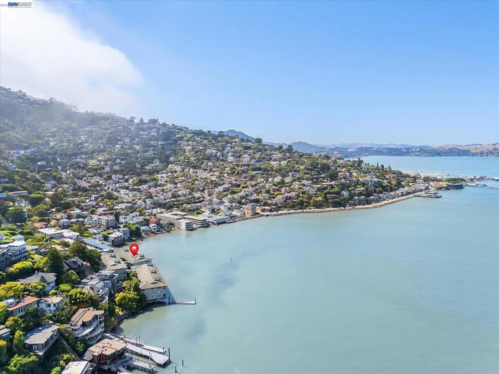 100 south #208 Sausalito, CA 94965