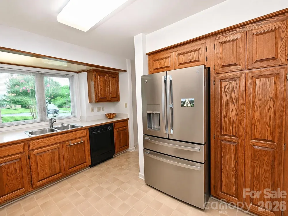3675 Rock Bridge Drive NE Conover, NC 28613