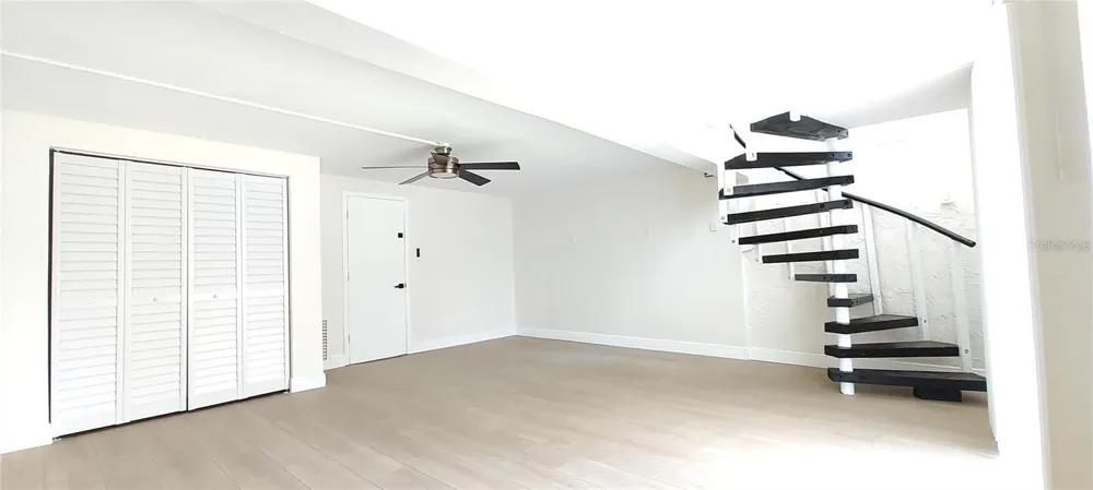 255 CAPRI CIRCLE #36 Treasure Island, FL 33706