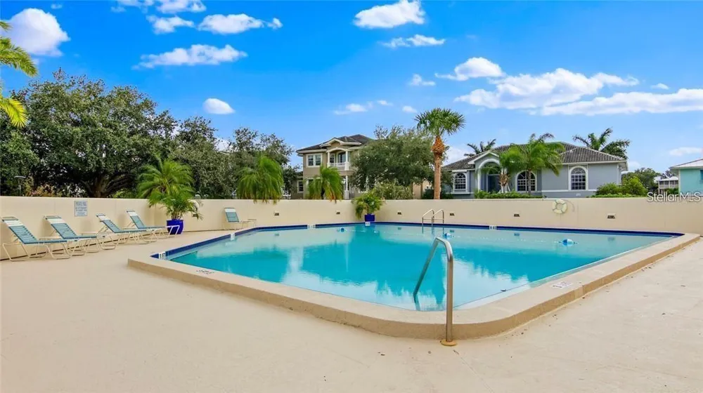 5950 PELICAN BAY PLAZA S #505 Gulfport, FL 33707