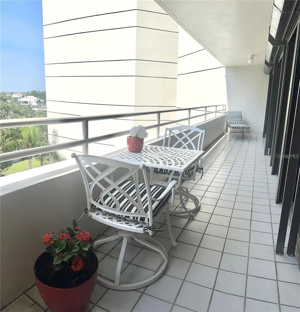 5950 PELICAN BAY PLAZA S #505 Gulfport, FL 33707