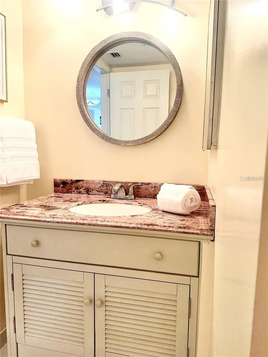 5950 PELICAN BAY PLAZA S #505 Gulfport, FL 33707