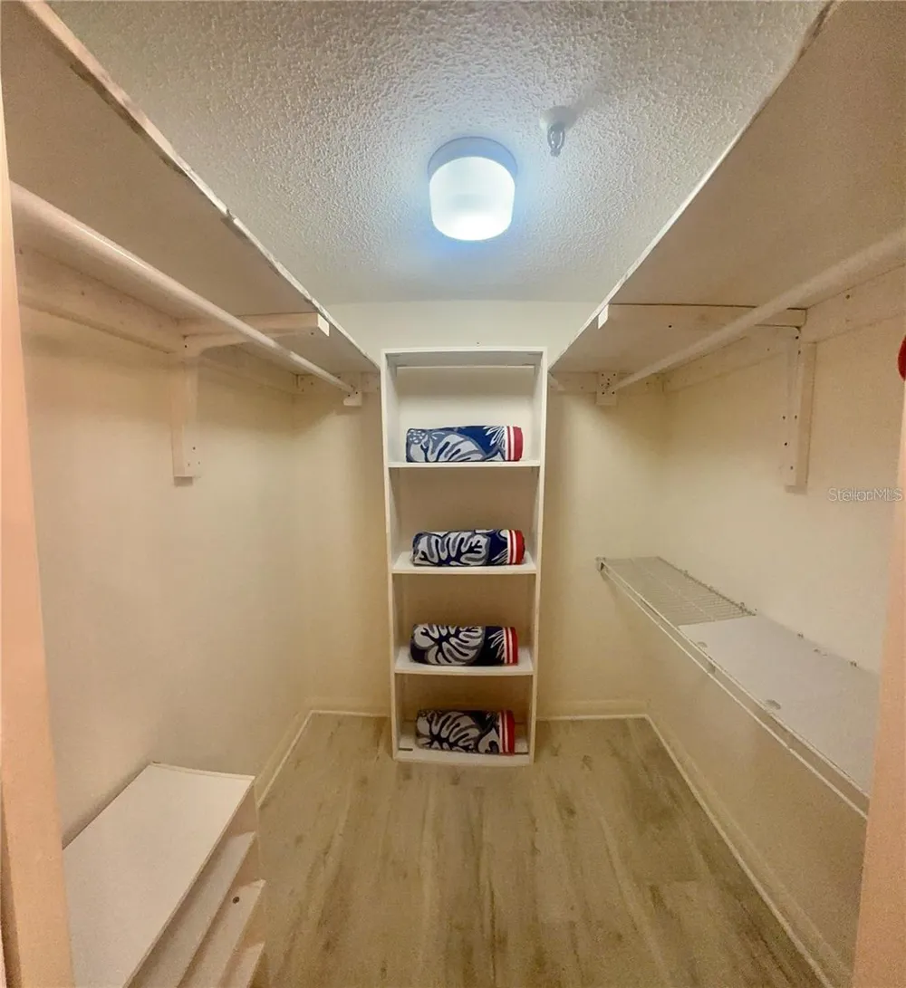 5950 PELICAN BAY PLAZA S #505 Gulfport, FL 33707