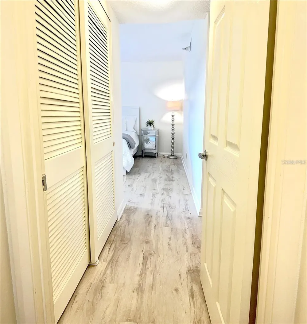 5950 PELICAN BAY PLAZA S #505 Gulfport, FL 33707