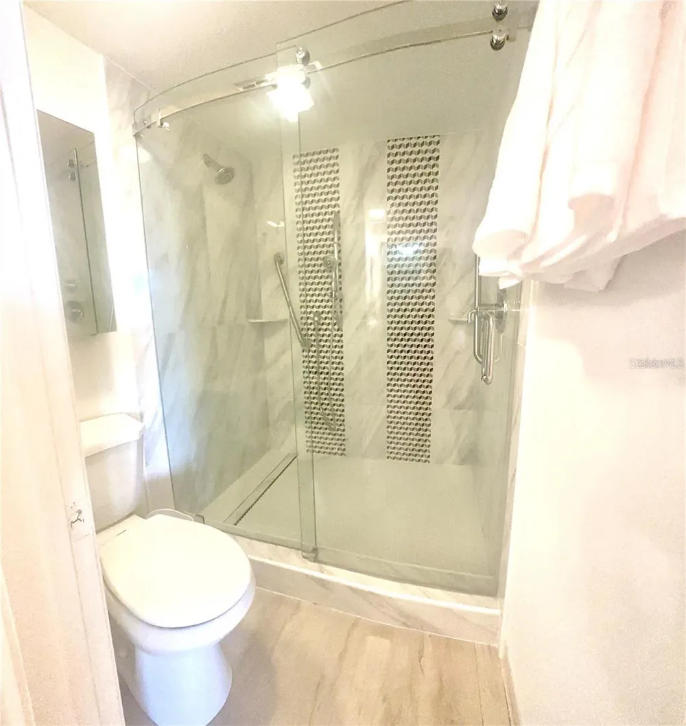 5950 PELICAN BAY PLAZA S #505 Gulfport, FL 33707