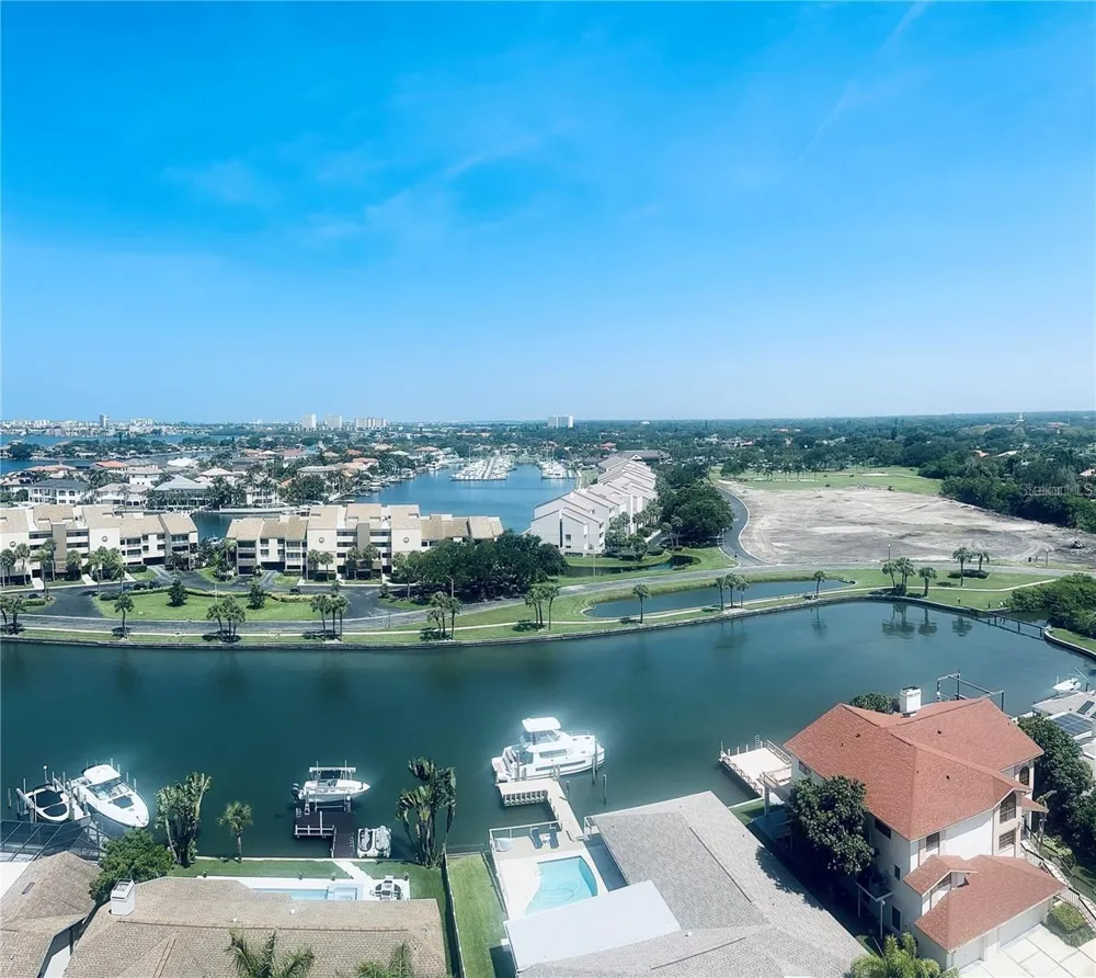 5950 PELICAN BAY PLAZA S #505 Gulfport, FL 33707