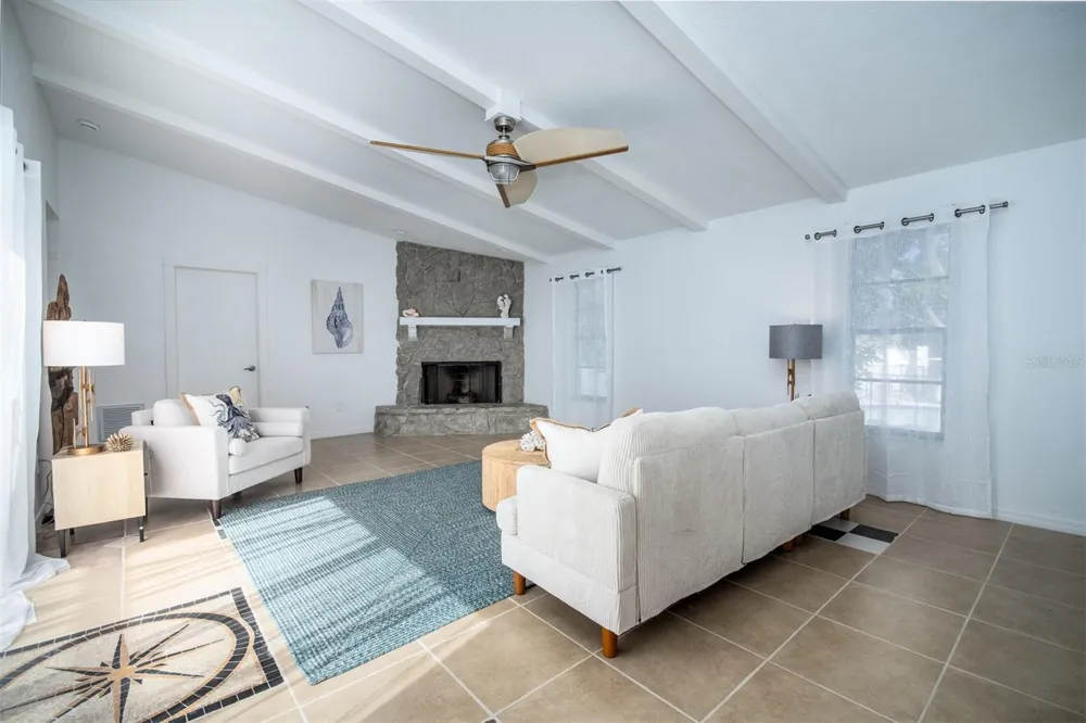 2504 HIBISCUS DRIVE W Belleair Beach, FL 33786