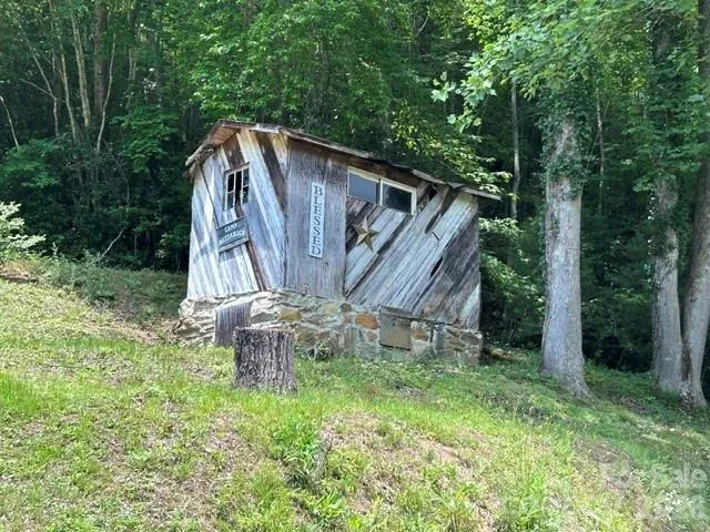 726 Israel Road Brevard, NC 28712