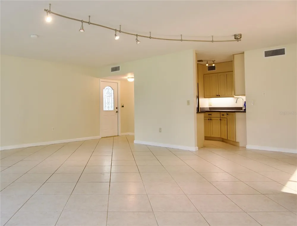 625 WHITE PINE TREE ROAD #23 Venice, FL 34285