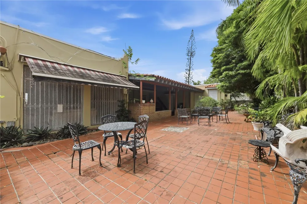 241 B AVENUE Fajardo, PR 00738