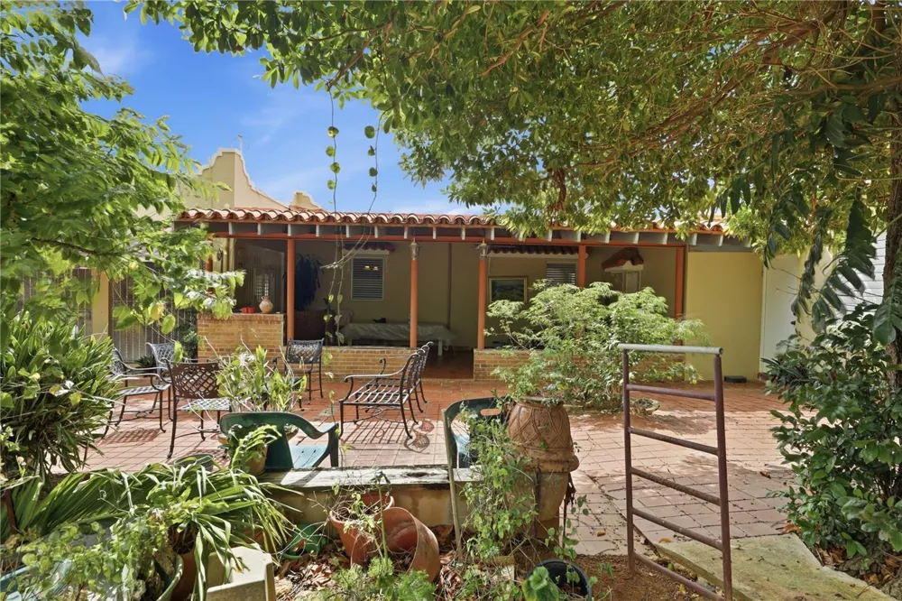 241 B AVENUE Fajardo, PR 00738
