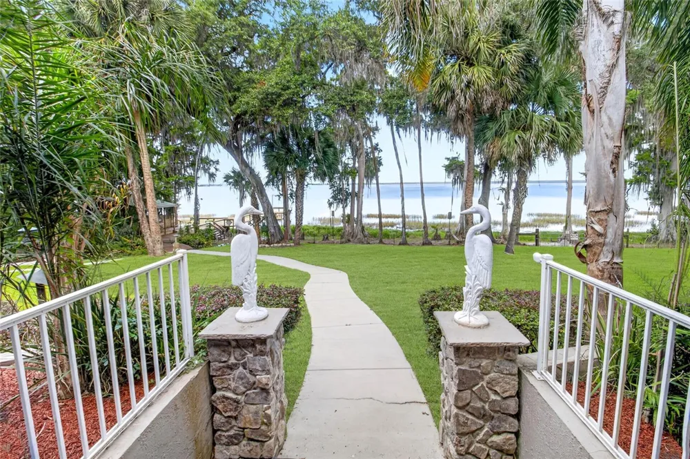 14014 SE 201ST TERRACE Hawthorne, FL 32640