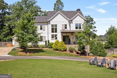 2878 Ollie AVE