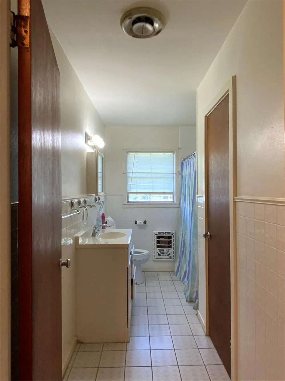 408 S Grimes Street Giddings, TX 78942
