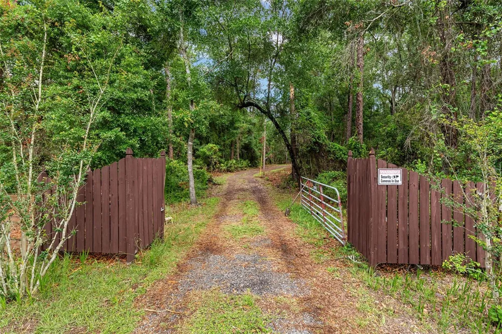 7622 SE COUNTY ROAD 234 Gainesville, FL 32641