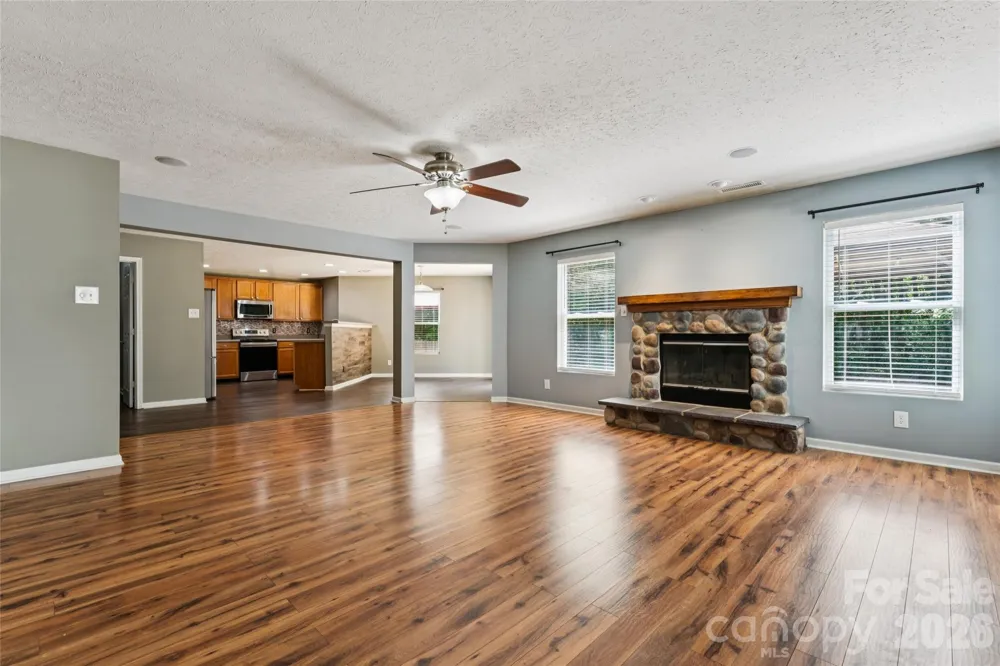 5623 Hammermill Drive Harrisburg, NC 28075