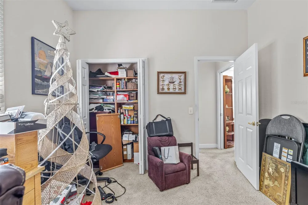 6798 HARTSWORTH DRIVE Lakeland, FL 33813