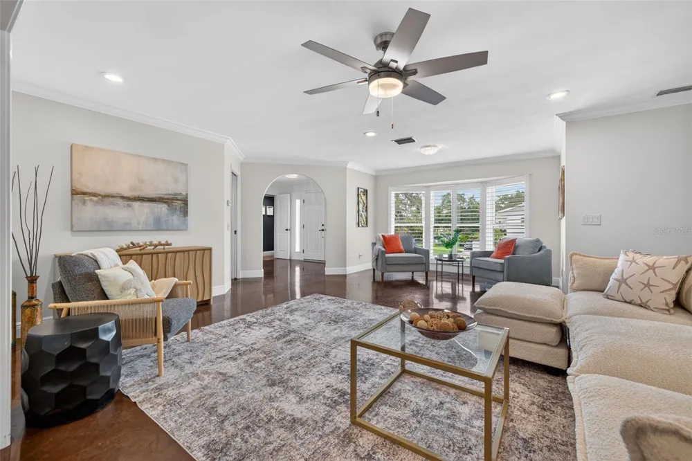 303 ROEBLING ROAD S Belleair, FL 33756