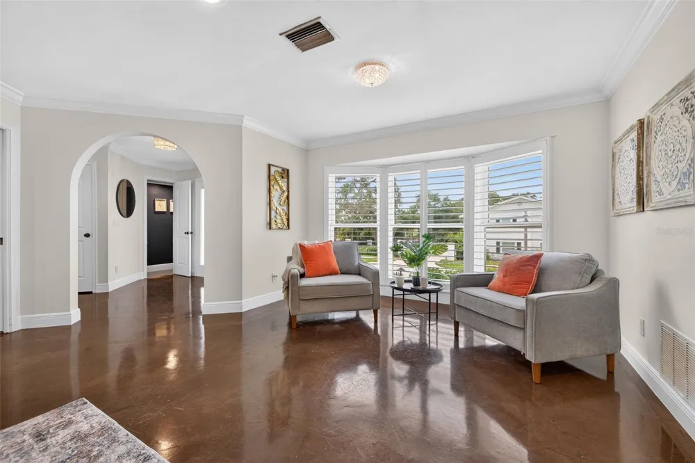 303 ROEBLING ROAD S Belleair, FL 33756