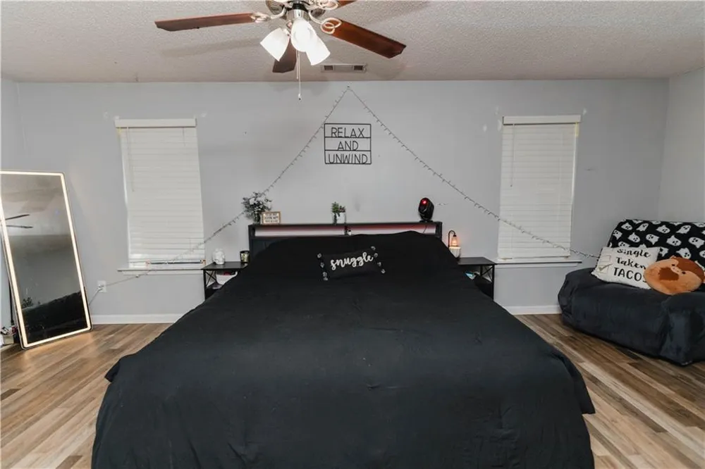 183 Venture Path Hiram, GA 30141