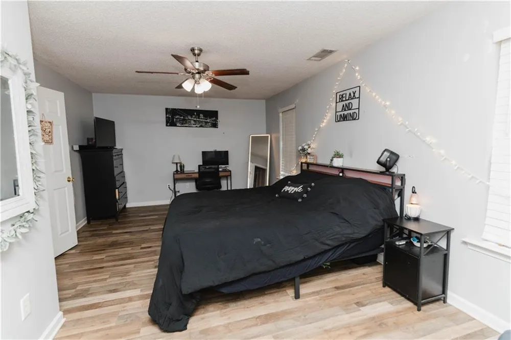 183 Venture Path Hiram, GA 30141