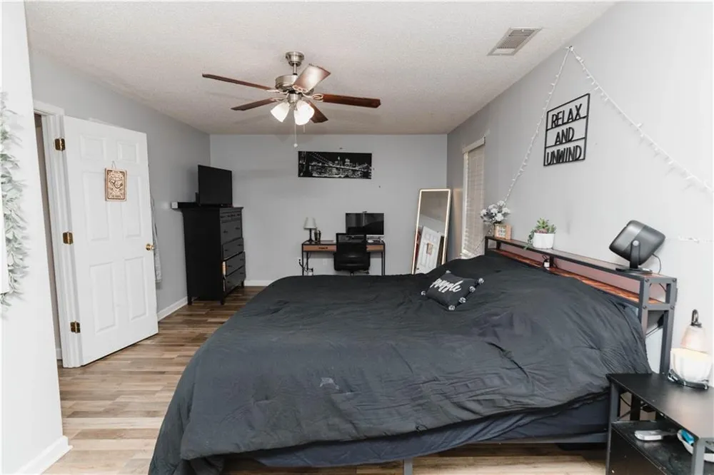 183 Venture Path Hiram, GA 30141