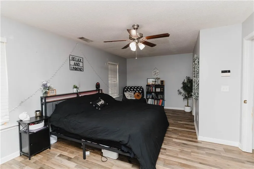 183 Venture Path Hiram, GA 30141