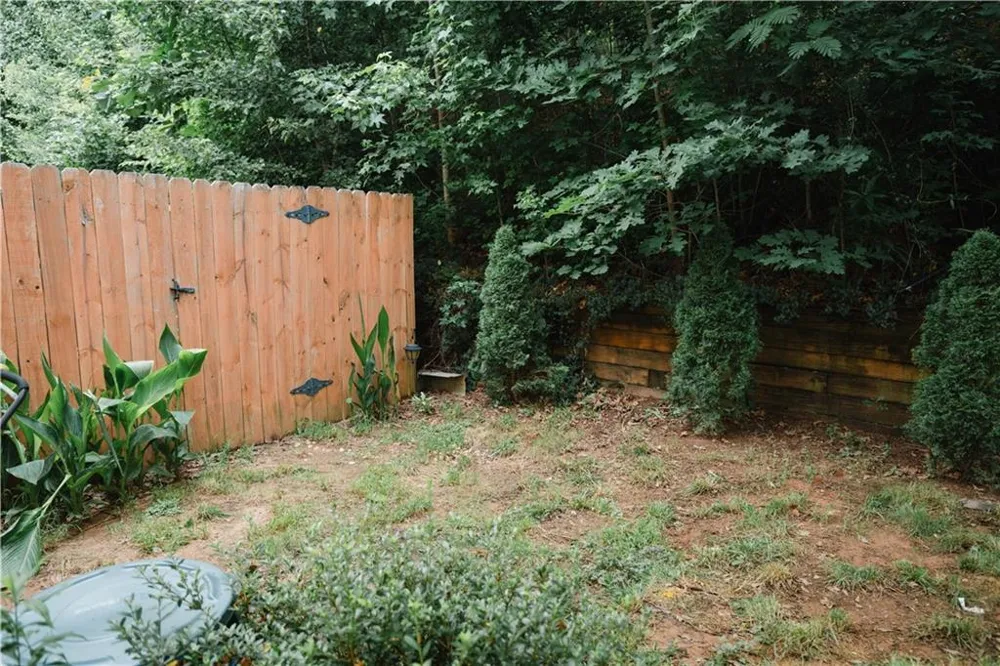 183 Venture Path Hiram, GA 30141
