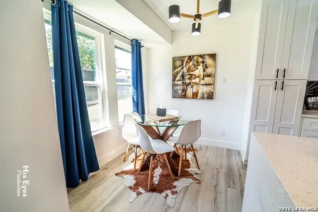 7500 rio Austin, TX 78724
