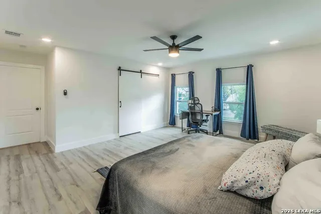 7500 rio Austin, TX 78724