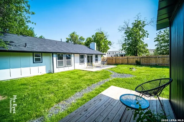 7500 rio Austin, TX 78724