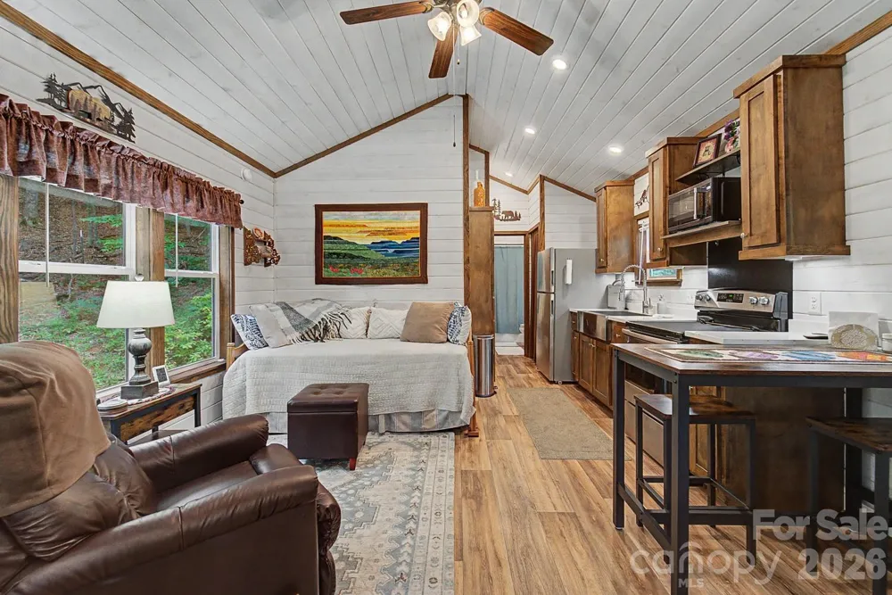 243 Jonquil Woods Road Franklin, NC 28734