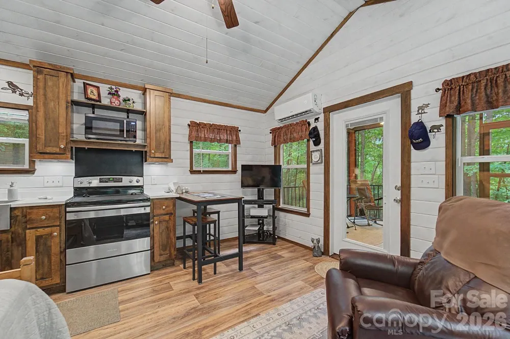 243 Jonquil Woods Road Franklin, NC 28734