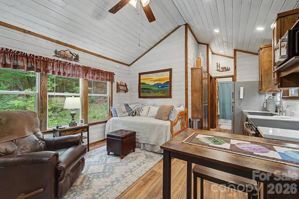 243 Jonquil Woods Road Franklin, NC 28734