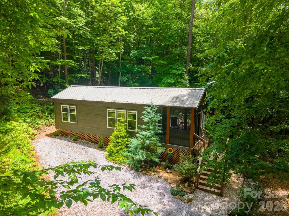 243 Jonquil Woods Road Franklin, NC 28734