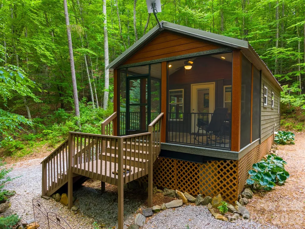 243 Jonquil Woods Road Franklin, NC 28734