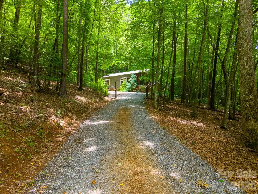 243 Jonquil Woods Road Franklin, NC 28734