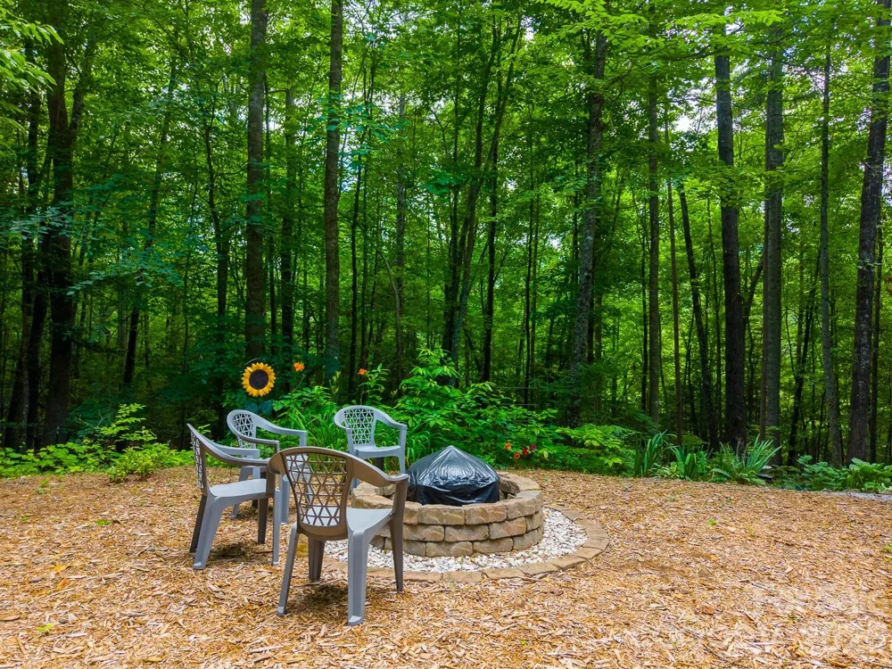 243 Jonquil Woods Road Franklin, NC 28734